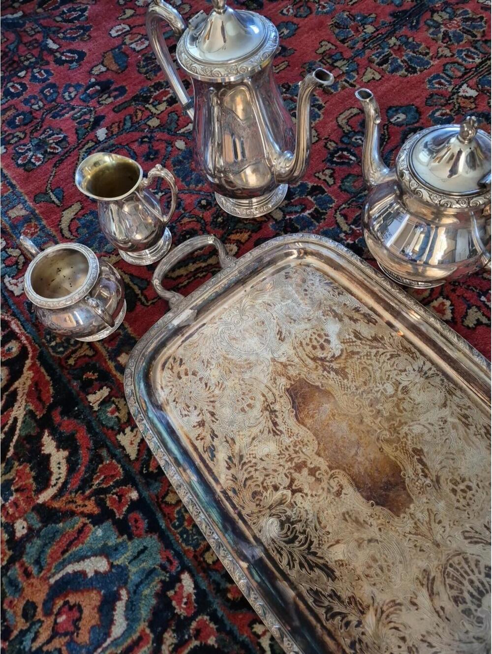 Five piece Oneida Queen Beth Tudor plate antique tea set